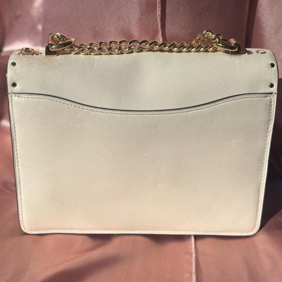 Coach Klare Crossbody bag in Signature Canvas with Rivets - Picture 4 of 10